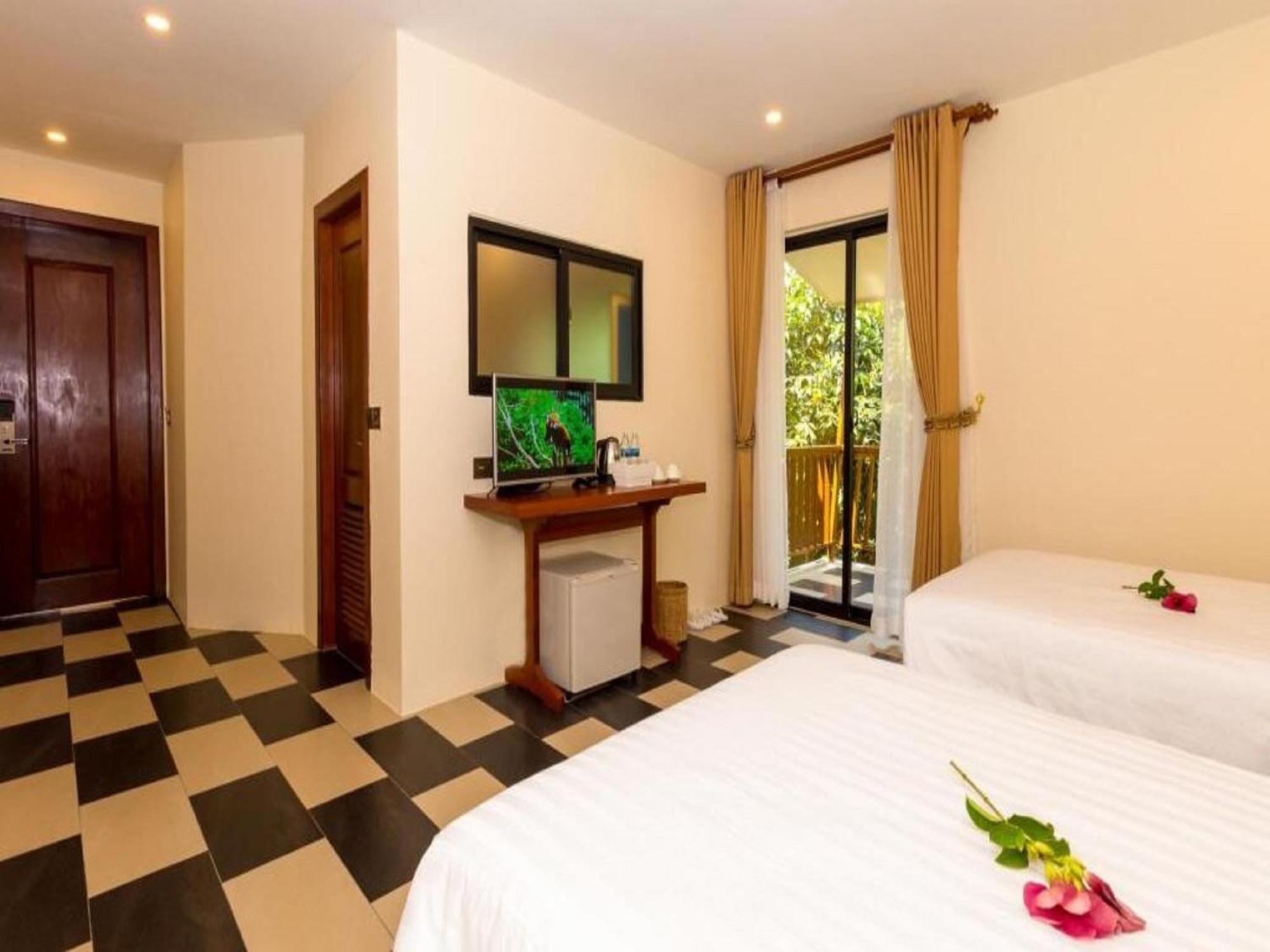 360 Resort Sihanoukville Exterior foto